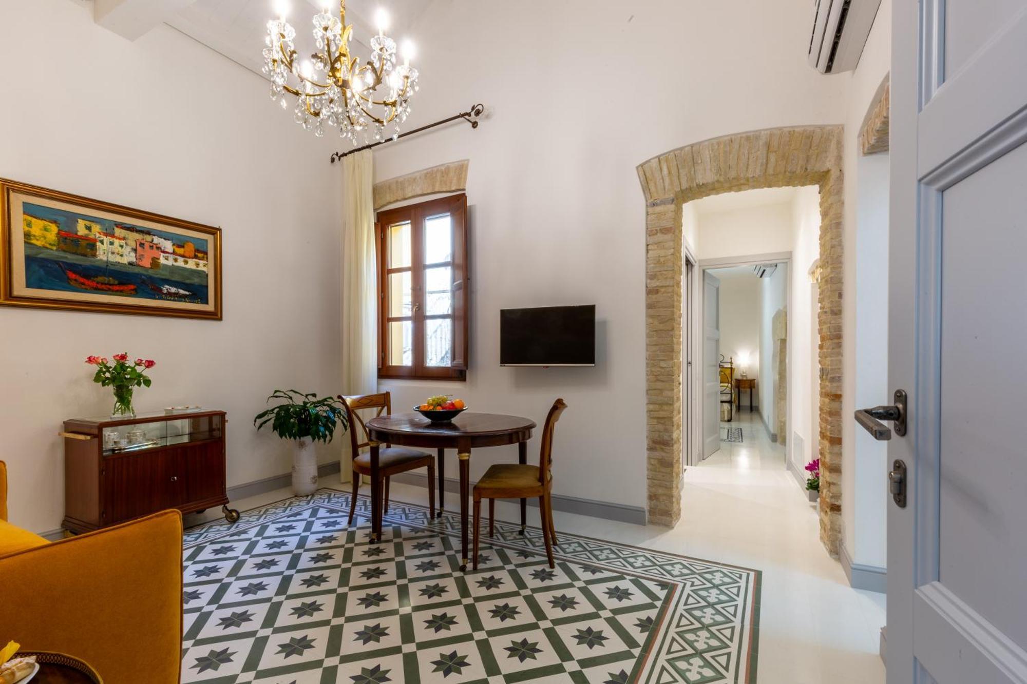 Mch-Marina Charming House Apartment Cagliari Exterior photo